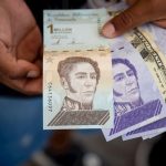 Dolares-vs-bolivares