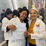 photo_5127396335685840566_y