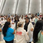 photo_5127396335685840568_y