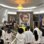 photo_5127396335685840580_y